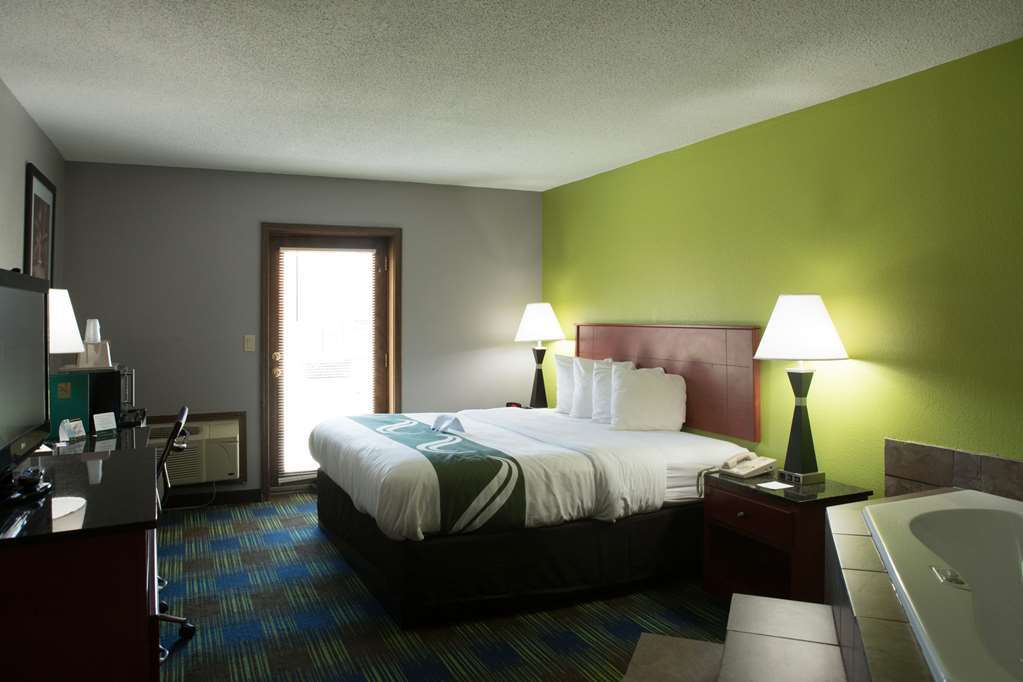 Quality Inn & Suites Bedford West Kamer foto